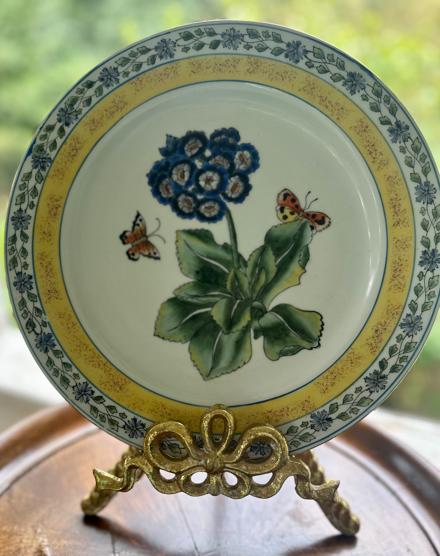 Set of 3 oriental accents floral butterfly plates