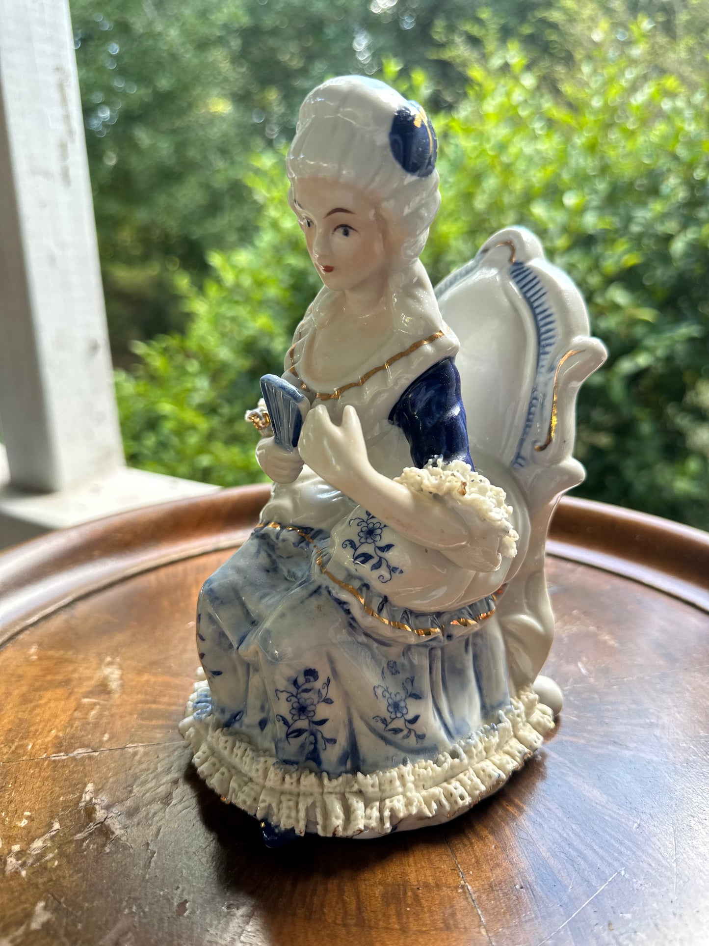 George and Martha Porcelain figurines
