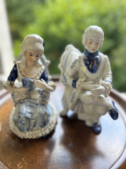 George and Martha Porcelain figurines