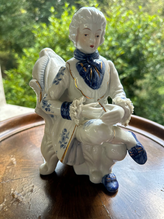 George and Martha Porcelain figurines